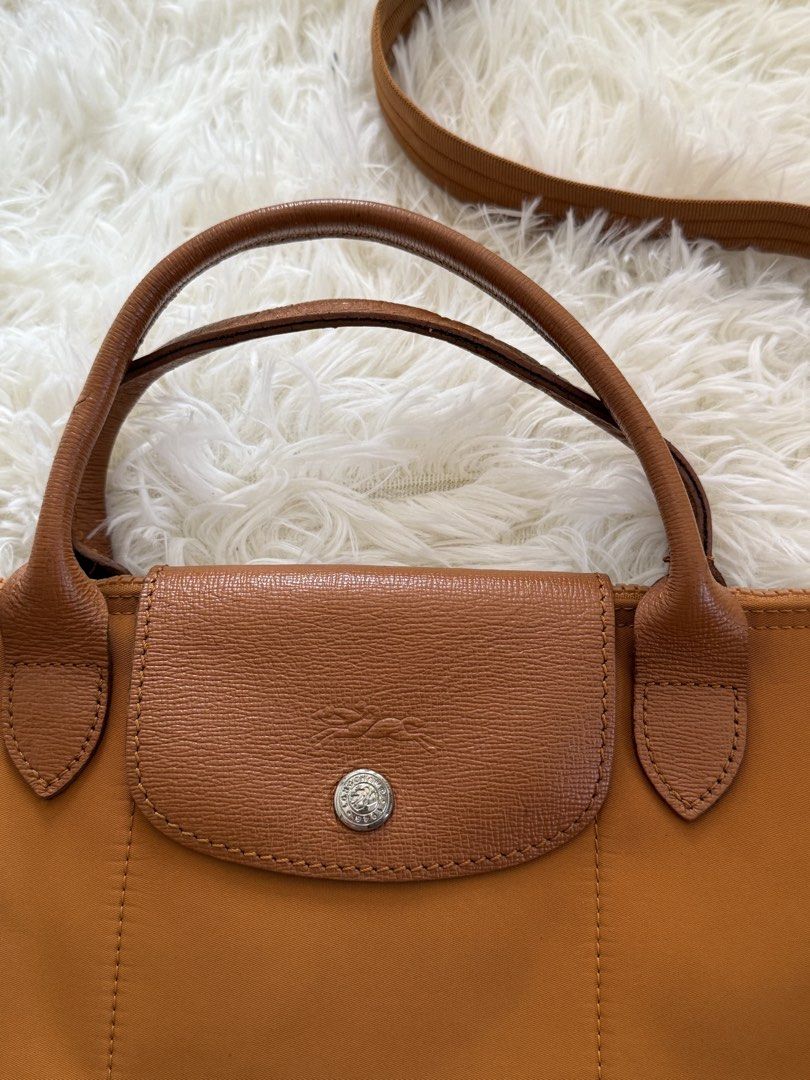 2 way LC bag (Category: Tote Bags) located in Cabuyao City. Submitted by affordable_love_items (Listing ID 1464974620, Image 3). Description: You can see the issue Cabuyao laguna.