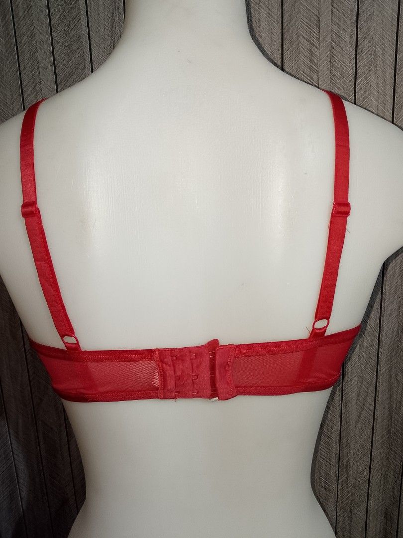 36c Gilligan O'Malley red bra thin pads with underwire (Category: Undergarments & Loungewear) located in Manila. Submitted by truecrystal-1407 (Listing ID 1465073413, Image 3). Description: .
