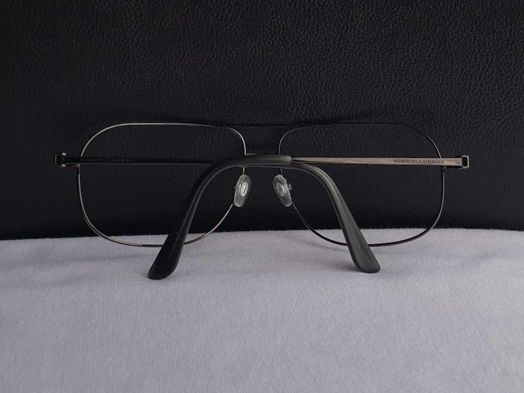 65mm Large Aviator Eyeglass Frame (Category: Sunglasses & Eyewear) located in Quezon City. Submitted by WasalakTwo (Listing ID 1465156912, Image 2). Description: Frame only, no lens Bought in Japan Made in Italy Goodcondition Still presentable Open for delivery nationwide.