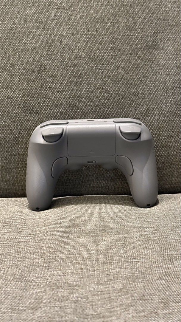 8BitDo Pro 2 Bluetooth Controller (for Switch, Apple, Android, Windows PC) (Category: Controllers) located in Kuala Lumpur. Submitted by icechillin (Listing ID 1465078537, Image 2). Description: ❗️Pls read the full description before placing an order ⬇️ (USED) 8Bitdo Pro 2 Bluetooth Controller - GREY 💰PRICE: RM 95 💸REASON TO SELL: Rarely use~ 📦 SELF PICK-UP or POST 📌I keep the original box but currently is not with me ⬇️ ⬇️⬇️ ⚠️Items are sold