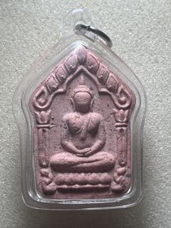 （分類：）位於 。 由 ThaiamuletCarr 提交（商品編號 1465117779，圖片 1）。簡介： 。