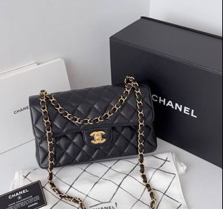 (Category: ) located in . Submitted by millen.outlet (Listing ID 1465043938, Image 1). Description: .