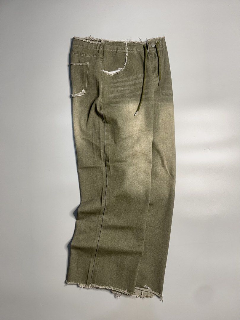 ( Matcha Latte Washed Baggy Jeans ) (Category: Jeans) located in Pagadian. Submitted by thrift.wrld (Listing ID 1465054470, Image 3). Description: ( Matcha Latte Washed Baggy Jeans ) Dimensions: • Width: 32 • Length: 42.5 • Thigh: 14.5 • Hem: 11 Drop Prices: • Mine: 500 • Grab: 600 • Steal: 700 (automatic yours) + ₱9O shipping fee (sf).
