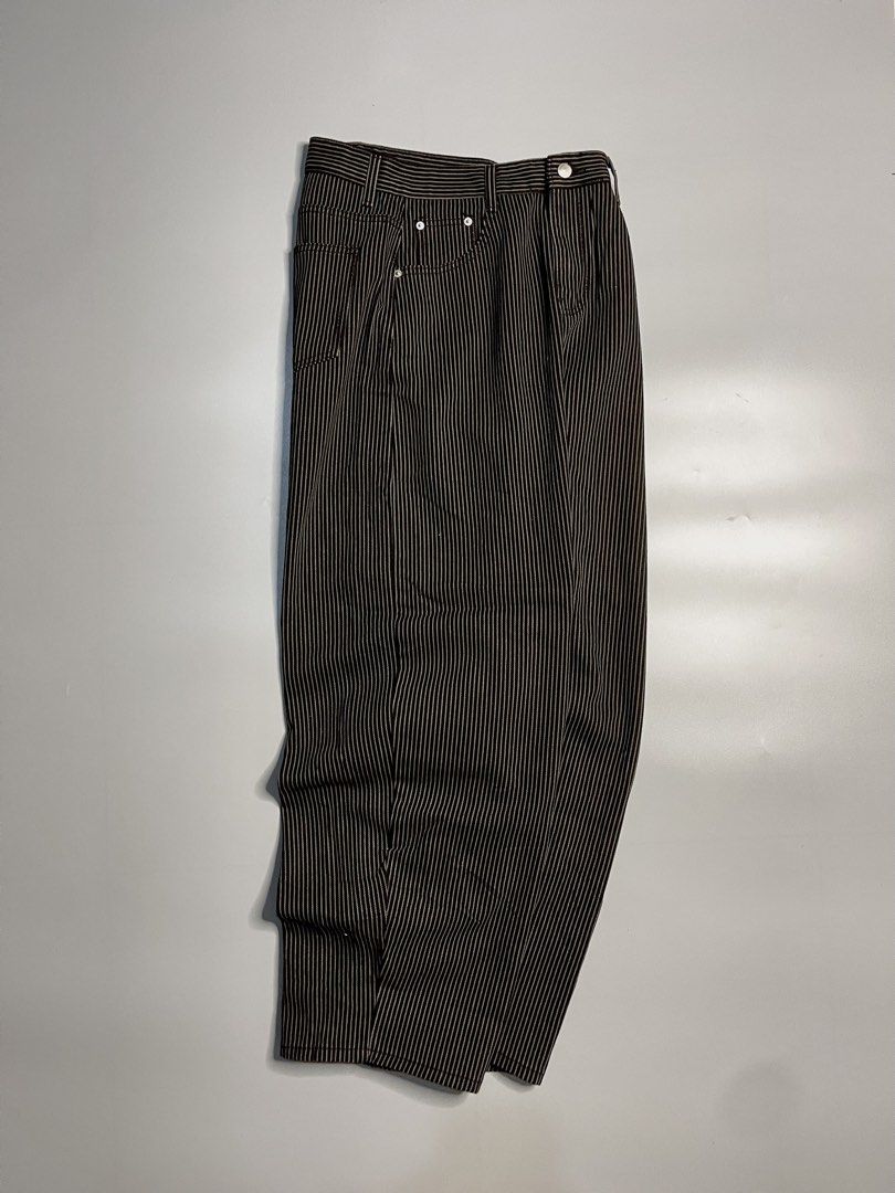 ( Pin Stripe Barrel Jeans) (Category: Jeans) located in Pagadian. Submitted by thrift.wrld (Listing ID 1465057247, Image 3). Description: ( Pin Stripe Barrel Jeans) Dimensions: • Width: 30 • Length: 42.5 • Thigh: 14 • Hem: 9 Drop Prices: • Mine: 700 + ₱9O shipping fee (sf).