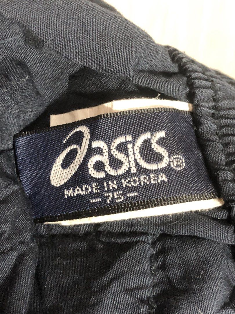 A (Category: Shorts) located in Montevista. Submitted by rdthriftshub (Listing ID 1465114104, Image 3). Description: .