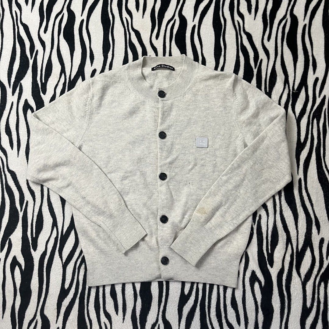 Acne studios cardigan (Category: Longsleeves) located in Manila. Submitted by royaldripmanila (Listing ID 1465043777, Image 1). Description: 3 pinholes W17.5 L21.