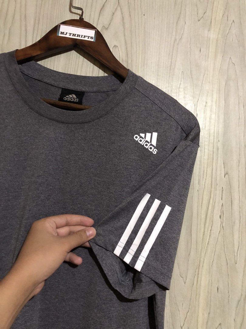 Adidas drifit shirt (Category: Activewear) located in Ozamiz City. Submitted by mj_thrifts (Listing ID 1465023318, Image 3). Description: Adidas drifit shirt W:21 x L:28 Excellent condition 9.5/10 500+sf.