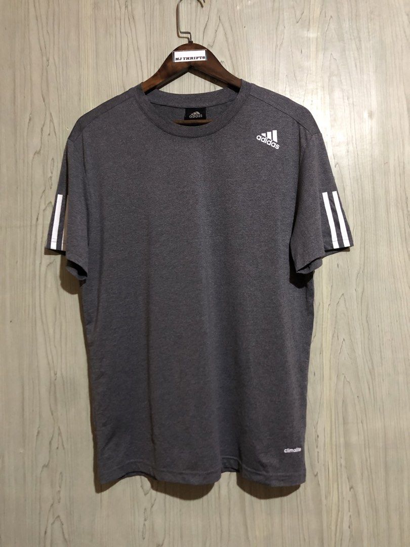 Adidas drifit shirt (Category: Activewear) located in Ozamiz City. Submitted by mj_thrifts (Listing ID 1465023318, Image 2). Description: Adidas drifit shirt W:21 x L:28 Excellent condition 9.5/10 500+sf.