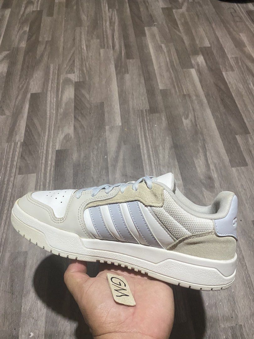 Adidas Entrap Low (Category: Sneakers) located in Cebu City. Submitted by freemoon.b85e0c (Listing ID 1465163040, Image 2). Description: Adidas Entrap Low Legit/2nd hand Size 8 us/6 uk/39 euro/24.5 cm Price 780 plus sf Good condition.