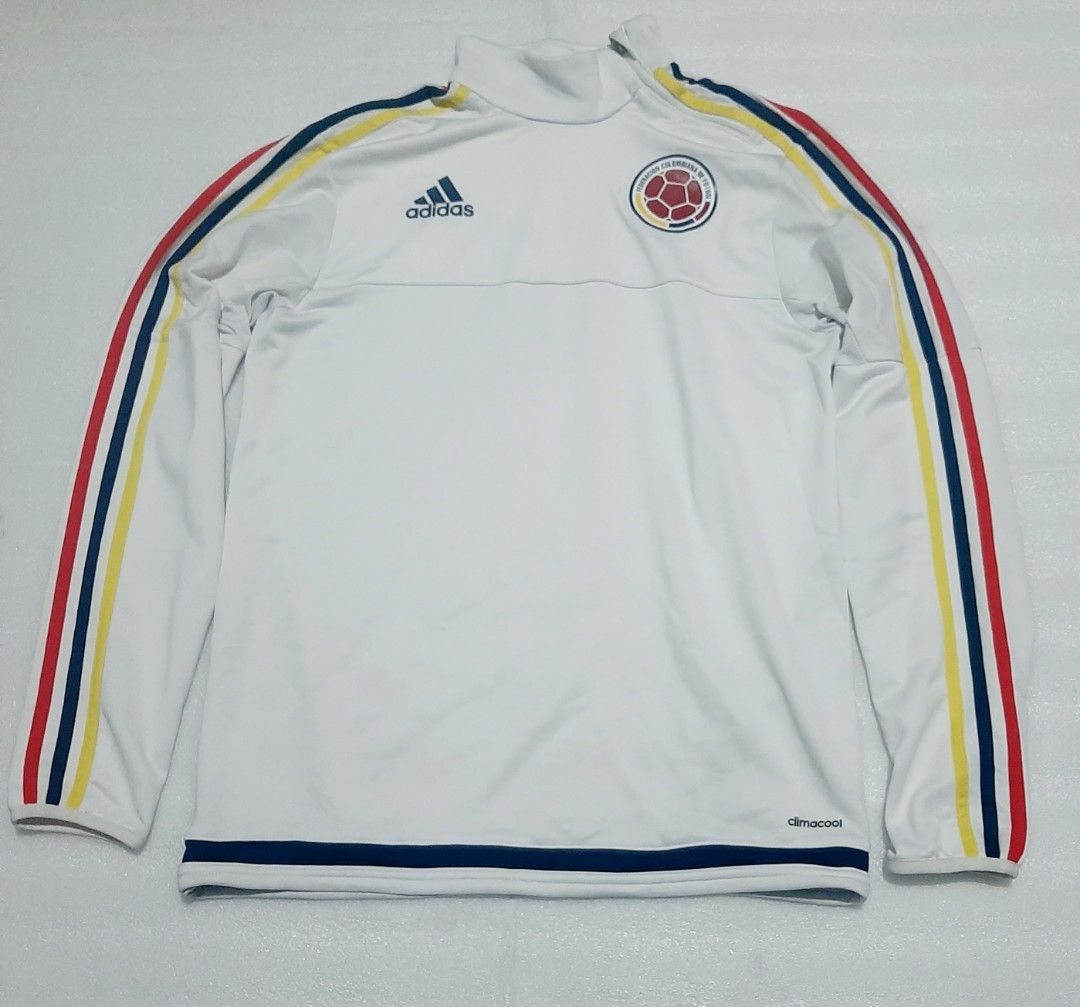 Adidas football training top (Category: Activewear) located in General Santos City (Dadiangas). Submitted by thrift_raid (Listing ID 1464985471, Image 1). Description: size medium.