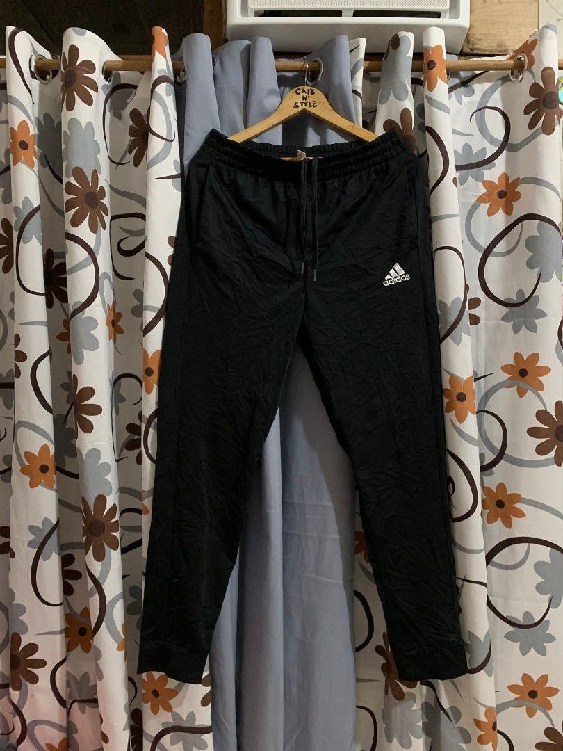Adidas track pants (Category: Joggers) located in Lianga. Submitted by legitseller12345678 (Listing ID 1465048114, Image 1). Description: Adidas track pants 📌 Excellent 9.5/10 Color rate Size large on tag Waistline 32-36 Length 40 With 2 side pockets Solid 💯 Mine 450 plus sf Unli vouch/Vc with the items for safety😊👌 Mop: Gcash Courier: J&T Location: Lianga, surigao del sur Mine or Dm to purchase📩.