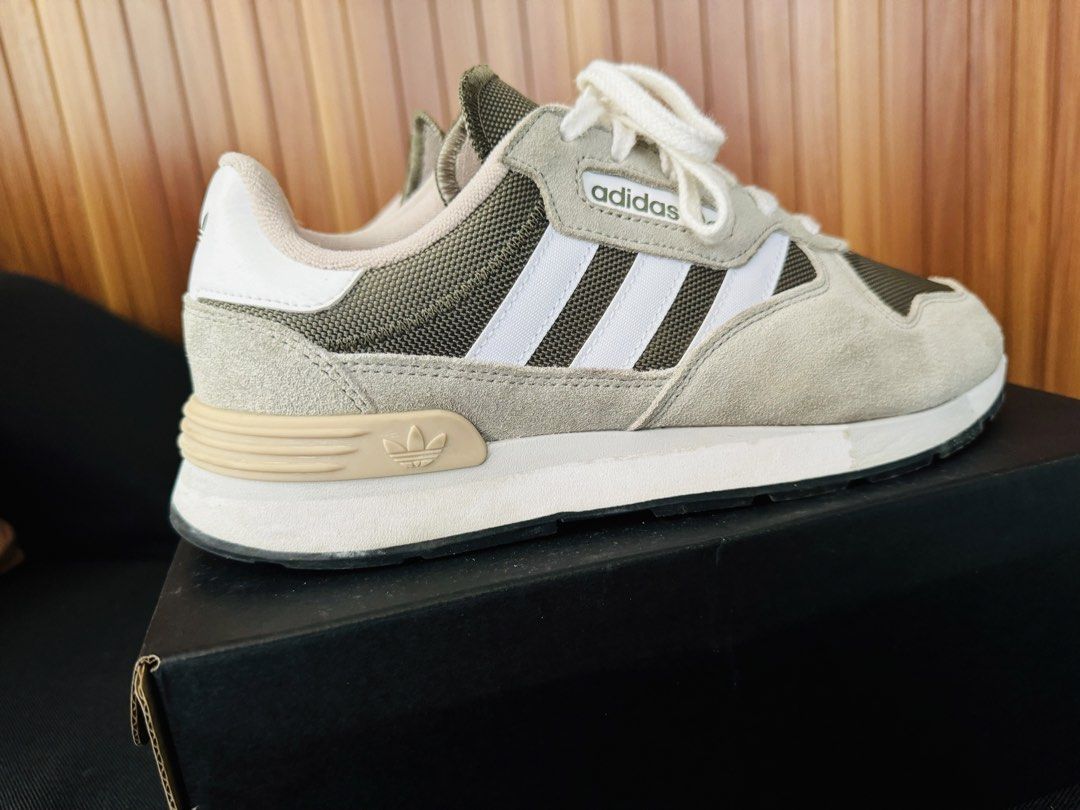 Adidas Treziod Classic (Category: Sneakers) located in Tarlac. Submitted by iamleeyam (Listing ID 1465148998, Image 3). Description: Adidas Treziod Classic Authentic/Original US 6 UK 5.5 FR 38.5 JP 24.0 RFS: Decluttering Note: Tarlac is our location Buyer shoulders the shipping cost Payment First Policy Thank you!.