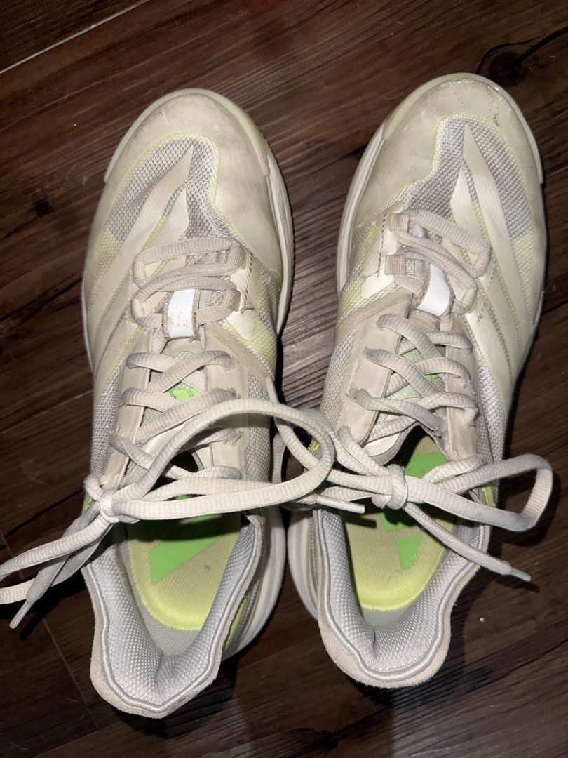 Adizero Select 3.0 (Mettalic Lime Burst) (Category: Sneakers) located in Quezon City. Submitted by mkl.p (Listing ID 1465099670, Image 1). Description: - no major flaws; walang butas or anything - signs of usage lang and slight stains - needs cleaning - 25.5 cm (measurements posted) - less than a yr used; women owned - indoor lang used sa volleyball - slight nego sa sure buyer loc timog qc.