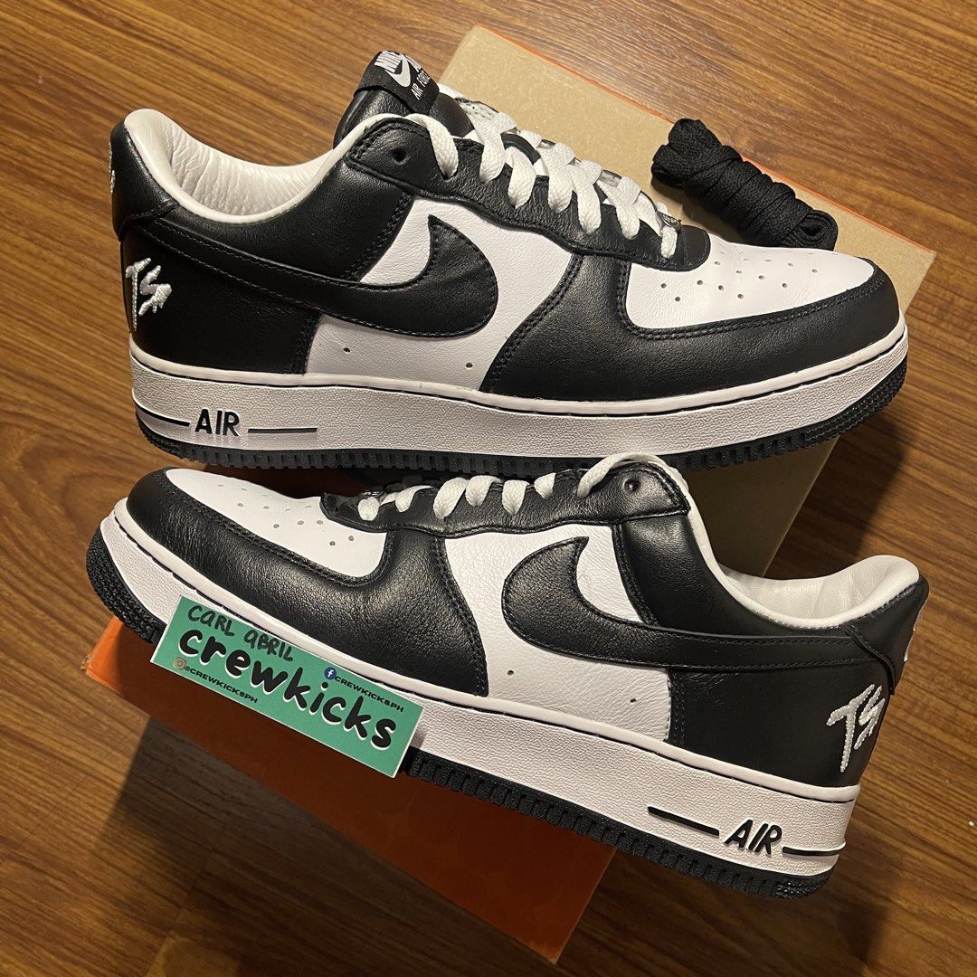 AF1 Low QS 'Terror Squad' (Category: Sneakers) located in Pasig City. Submitted by crewkicks.ph (Listing ID 1465141843, Image 1). Description: AF1 Low QS 'Terror Squad' Size 10 US M Worn a few times. Complete OG ₱ 2,998 ONLY! Follow us on IG @crewkicksph for a discount! ORTOGAS CENTER.