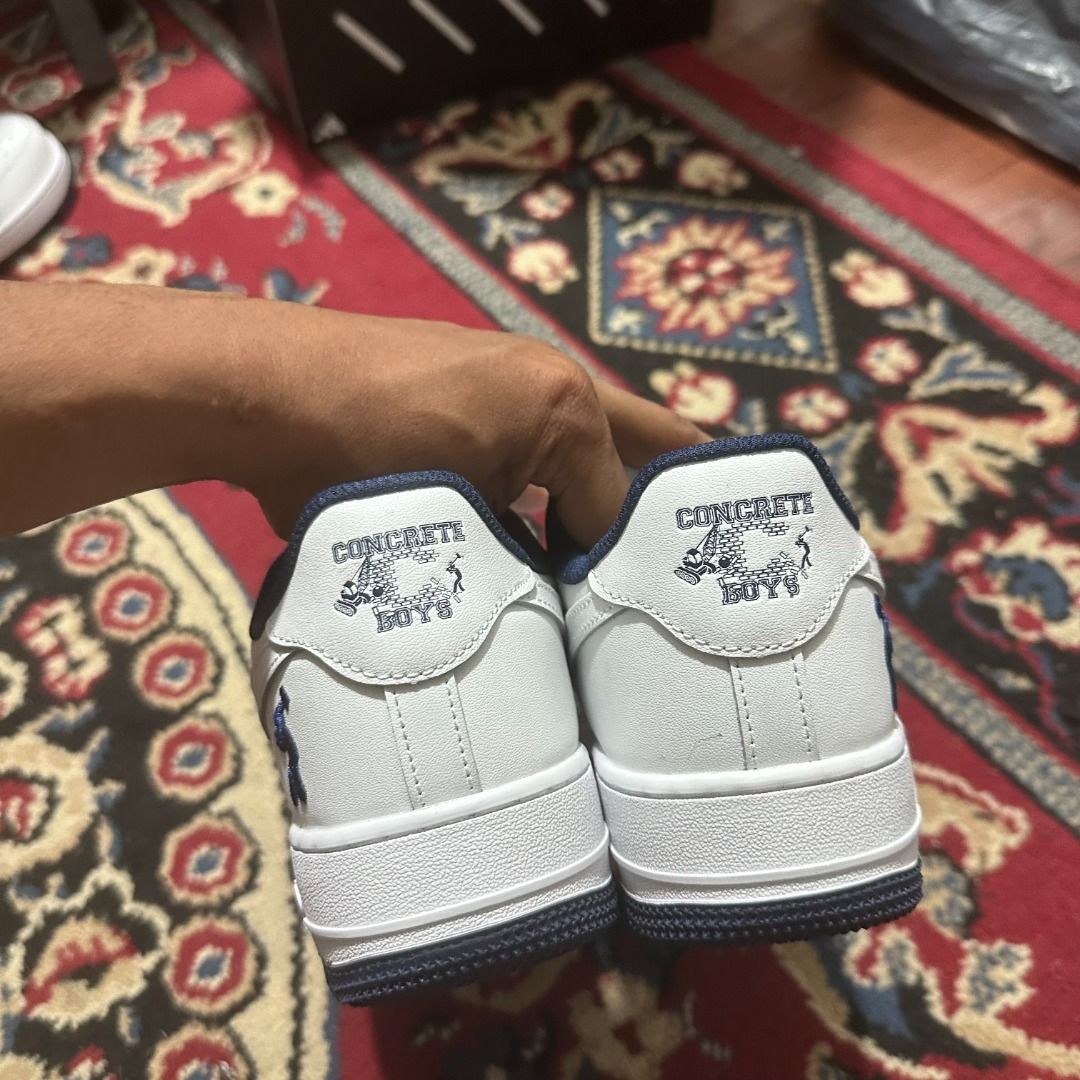 AF 1 CONCRETE (Category: Sneakers) located in Caloocan City. Submitted by pulito.streetwear (Listing ID 1465114952, Image 3). Description: AF 1 CONCRETE SIZE 10 BNEW .
