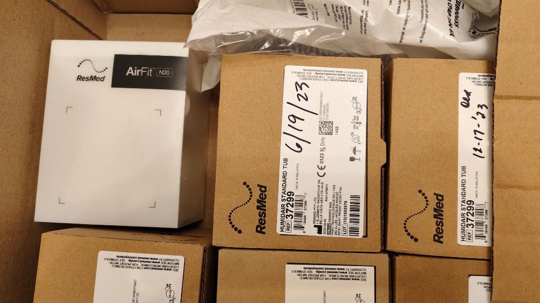 Aircurve 10 ASV - BIPAP (Category: Medical Supplies & Tools) located in Caloocan City. Submitted by richieferi65659 (Listing ID 1465022710, Image 2). Description: .