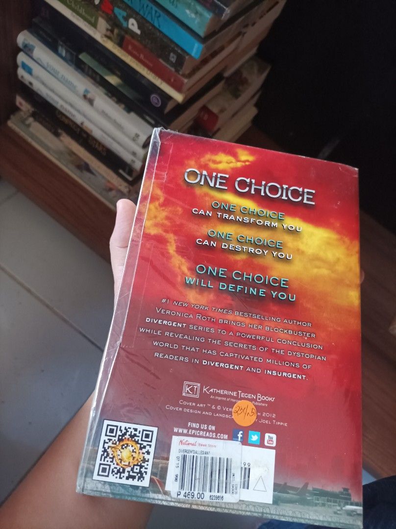 Allegiant by Veronica Roth (Category: Storybooks) located in Manila. Submitted by lancastore (Listing ID 1465080720, Image 3). Description: .