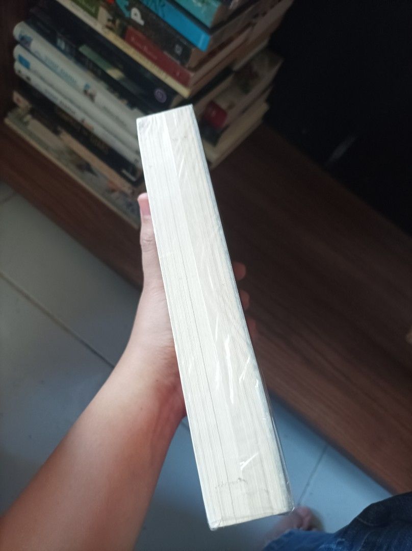 Allegiant by Veronica Roth (Category: Storybooks) located in Manila. Submitted by lancastore (Listing ID 1465080720, Image 2). Description: .