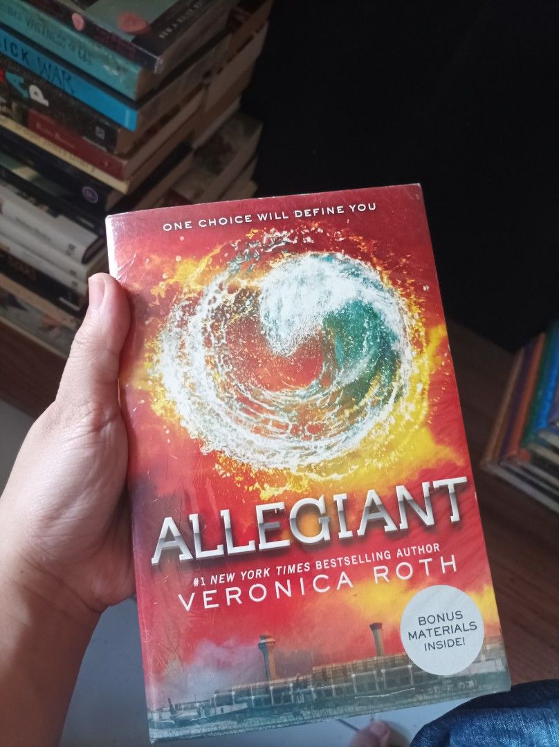 Allegiant by Veronica Roth (Category: Storybooks) located in Manila. Submitted by lancastore (Listing ID 1465080720, Image 1). Description: .