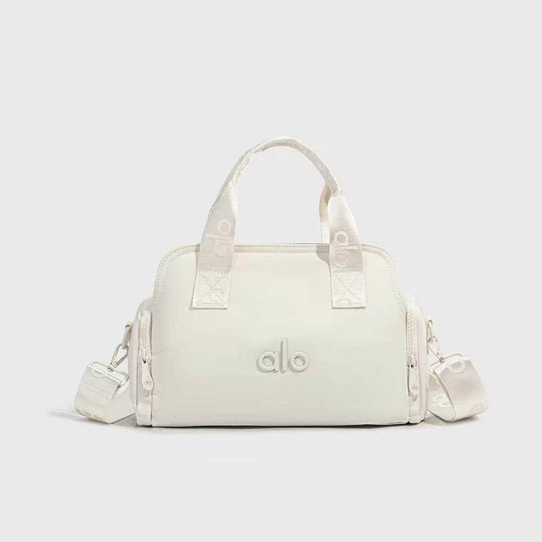 Alo mini duffle bag (Category: Cross-body Bags) located in Manila. Submitted by chic.collectivemnl (Listing ID 1464990742, Image 1). Description: .