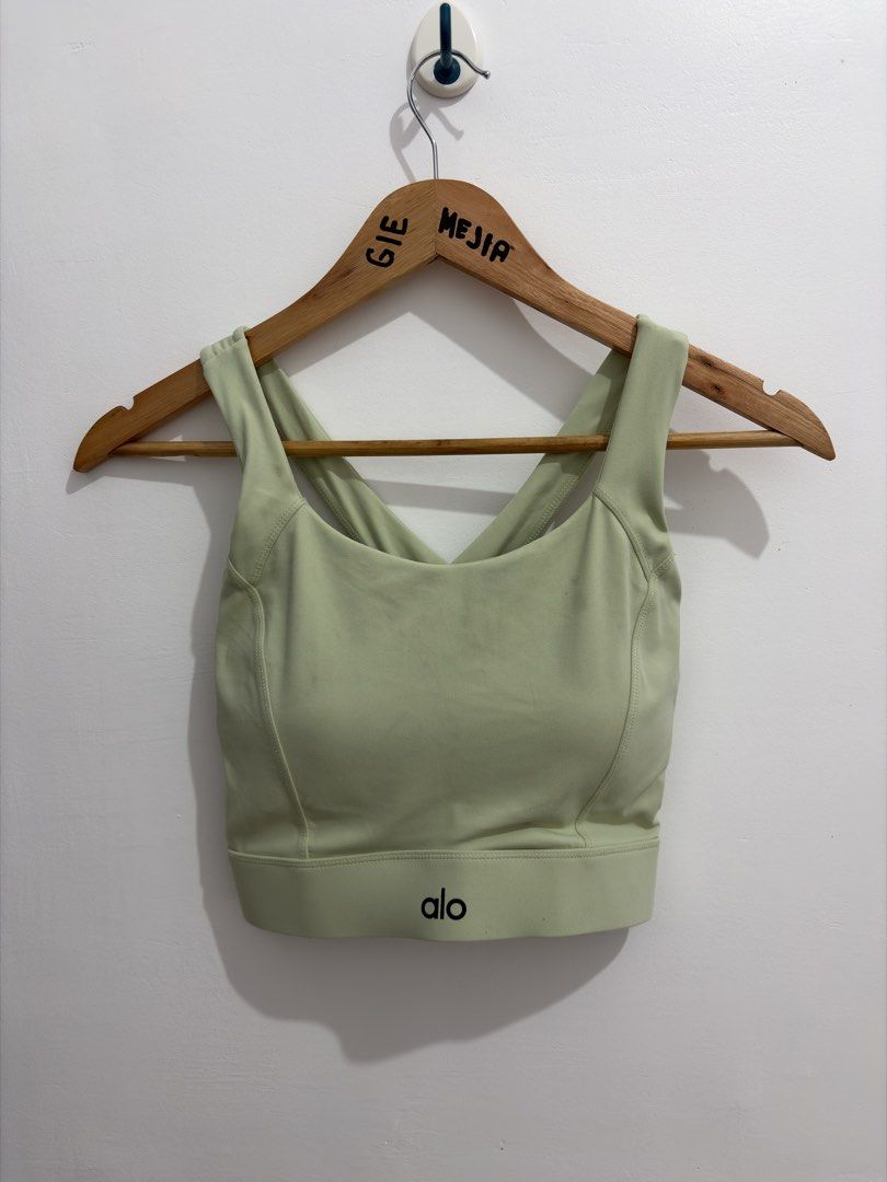 Alo sport bra (Category: Activewear) located in Bayambang. Submitted by frugal_vouge (Listing ID 1464971826, Image 1). Description: Small to medium fitting.