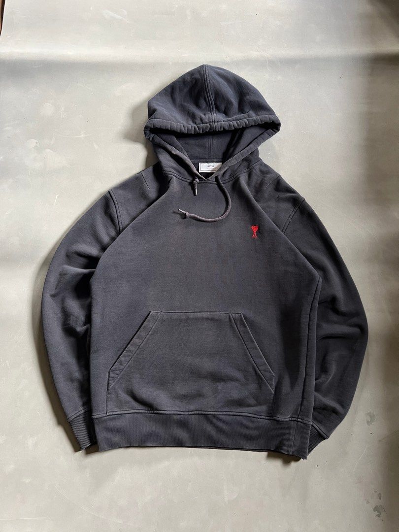 Ami Basic Logo Hoodie (Category: Hoodies) located in General Santos City (Dadiangas). Submitted by nofuckingli (Listing ID 1465127763, Image 1). Description: Ami Hoodie (negotiable price) kapal ng tela as in Length: 27 Width: 22 Sleeve: 26 Best Fit: M–L issue: 2 pinholes 8.9/10 condition Color Rate: 9.3/10.