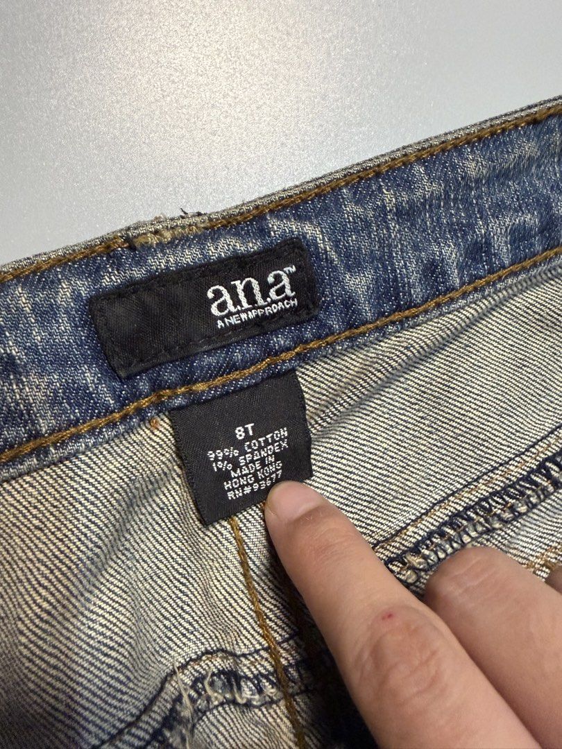 ana Denim Bootcut Jeans (Category: Jeans) located in Quezon City. Submitted by archivesbya (Listing ID 1464972190, Image 3). Description: a new approach denim bootcut jeans condition: 9/10 waist: 32 inch Length: 37 inch issue: cut hem.