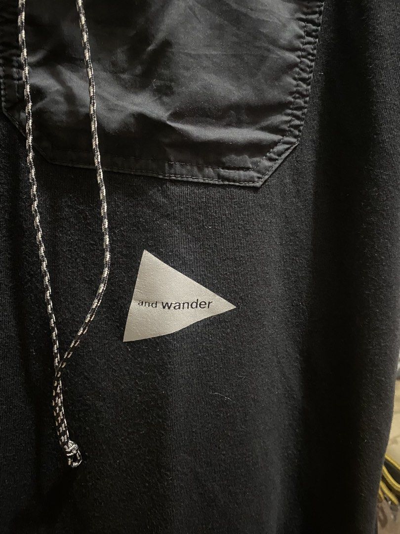 And wander (Category: Tshirts & Polo Shirts ) located in Calamba. Submitted by sonworld_ (Listing ID 1465090404, Image 3). Description: And wander pocket tee (black) 22.5 x 26.5 | Medium Excellent condition 🏷️ 1,500.