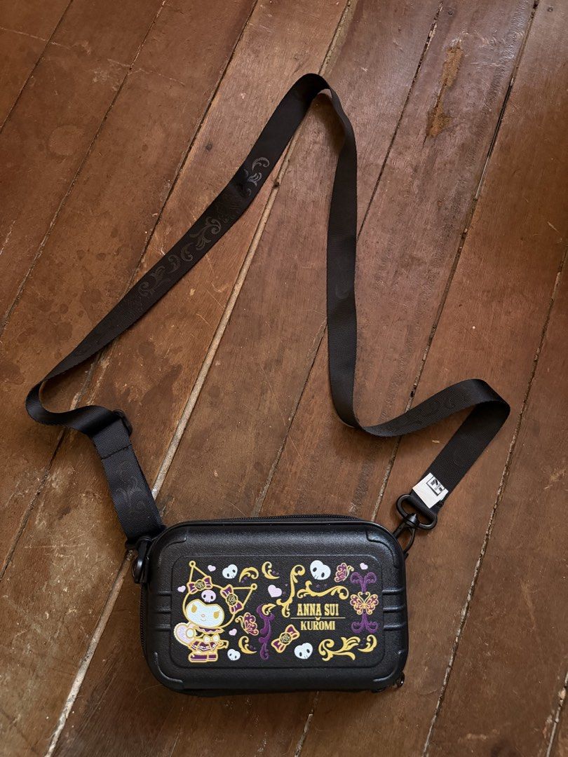 Anna Sui x Hello Kitty cross body Bag (Category: Belt bags, Clutches and Pouches) located in La Trinidad. Submitted by triptothethrifttt (Listing ID 1465041170, Image 1). Description: Issue: minimal scratch sa likod .