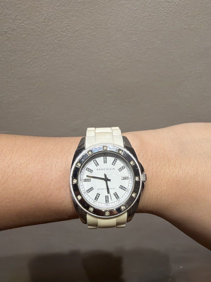 Anne Klein White Ceramic Watch (Category: Women's Watches) located in Marikina City. Submitted by lemonlover2 (Listing ID 1465062708, Image 2). Description: Original Anne Klein Comes as is (fits small wrists) no more extra links or box Good working condition. Already has new battery in With discoloration as seen in the photos Bought for 5k and selling low Marikina City Can SSD or J&T .