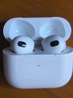 (Category: ) located in . Submitted by honestaudio (Listing ID 1465170685, Image 1). Description: .