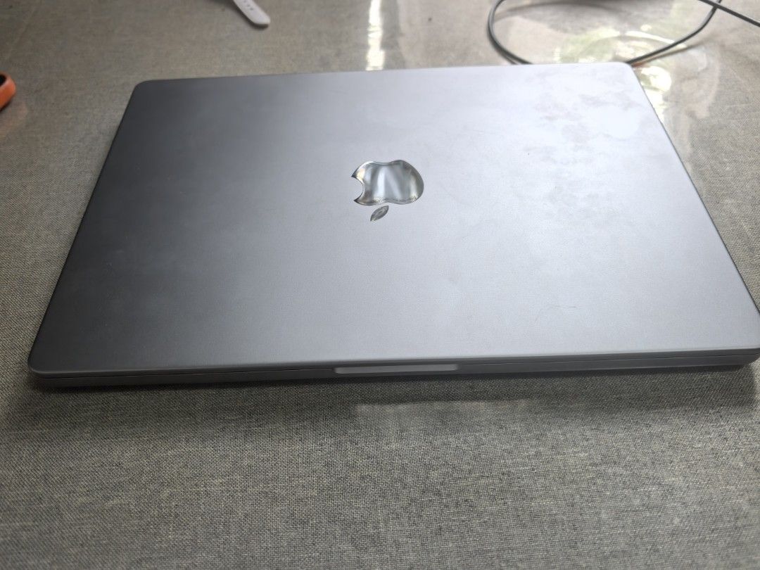 Apple MacBook Pro M1 14 inch 2021 (Category: Laptops & Notebooks) located in Makati City. Submitted by zozobear (Listing ID 1465032972, Image 1). Description: - Model: Apple MacBook Pro A2442 - 16gb/512 storage 90℅ BH - 6++ cycle count 100℅ working condition UNIT ONLY!! .