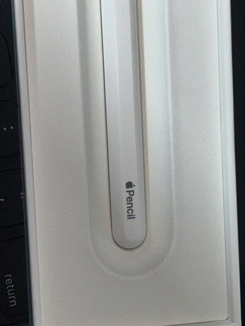 Apple Pencil 2nd Gen (Category: Other Accessories) located in Bacoor. Submitted by declutterwithmeplz (Listing ID 1465117231, Image 2). Description: Apple Pencil 2nd Gen RF: Extra Apple Pencil Only used once No issues What you see is what you get Slightly negotiable if sure buyer Meet up only and my availability is to be checked first.