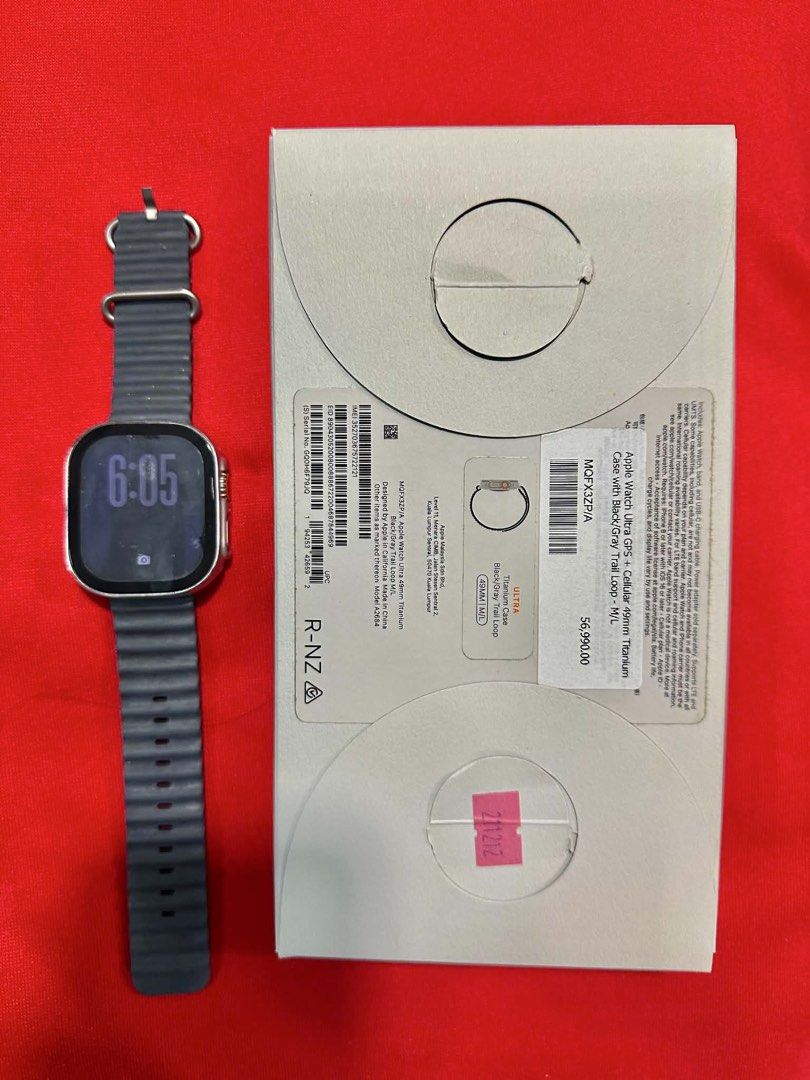 APPLE WATCH GEN 2 (Category: Wearables & Smart Watches) located in Manila. Submitted by risoh (Listing ID 1465128442, Image 2). Description: 90% batt, lightly used dm for offers .