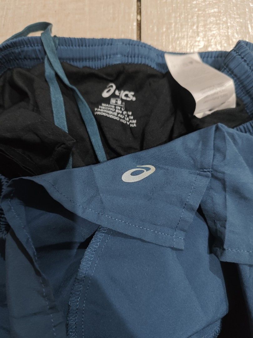Asics Blue Running Shorts with Inner Lining Size M (Category: Activewear) located in Manila. Submitted by lilianapat52117 (Listing ID 1465115756, Image 3). Description: ASICS SHORT W/ INNER LINING NO POCKET BLUE MEDIUM WAIST 28-32 LENGTH 12 EUC NO ISSUES 300.