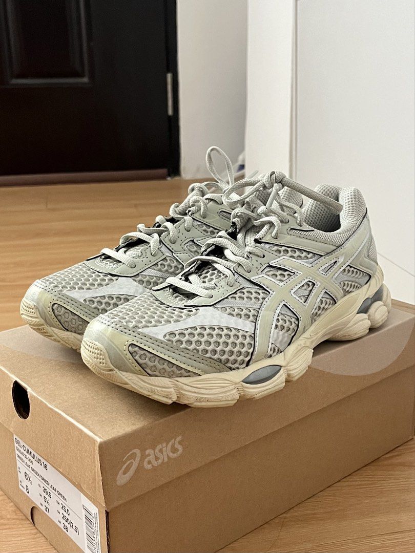 Asics Gel Cumulus 16 (Category: Sneakers) located in Cavite. Submitted by tiaraplete (Listing ID 1465053132, Image 3). Description: used once only US 8 W.