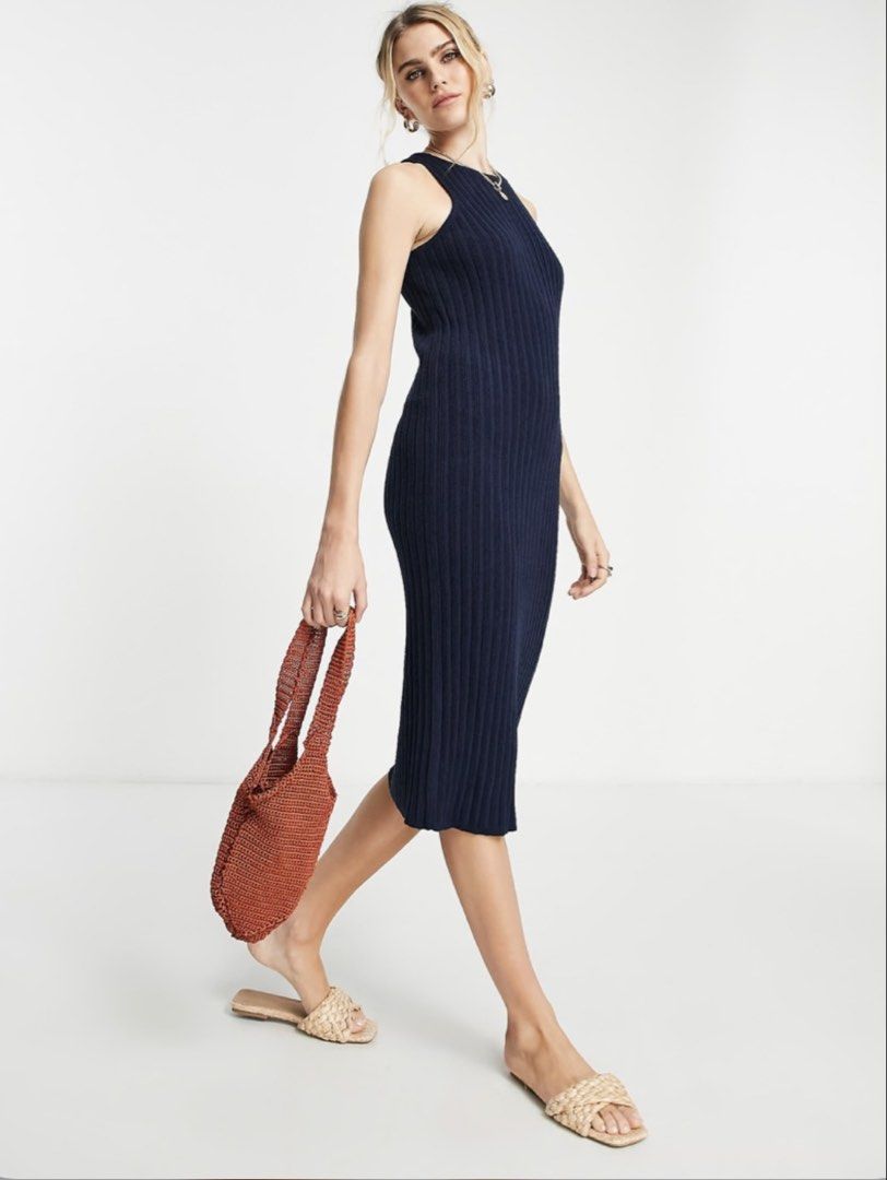 ASOS DESIGN knitted midi dress (Category: Dresses) located in Paranaque City. Submitted by famsale2016 (Listing ID 1465057840, Image 1). Description: Likenew to Bnew condition ✨ Size M on tag but can fit L - The textured navy ribbed knit of this ASOS DESIGN knitted midi dress. - The fabric is quite thick so undergarments don’t show through, yet it is stretchy and soft..