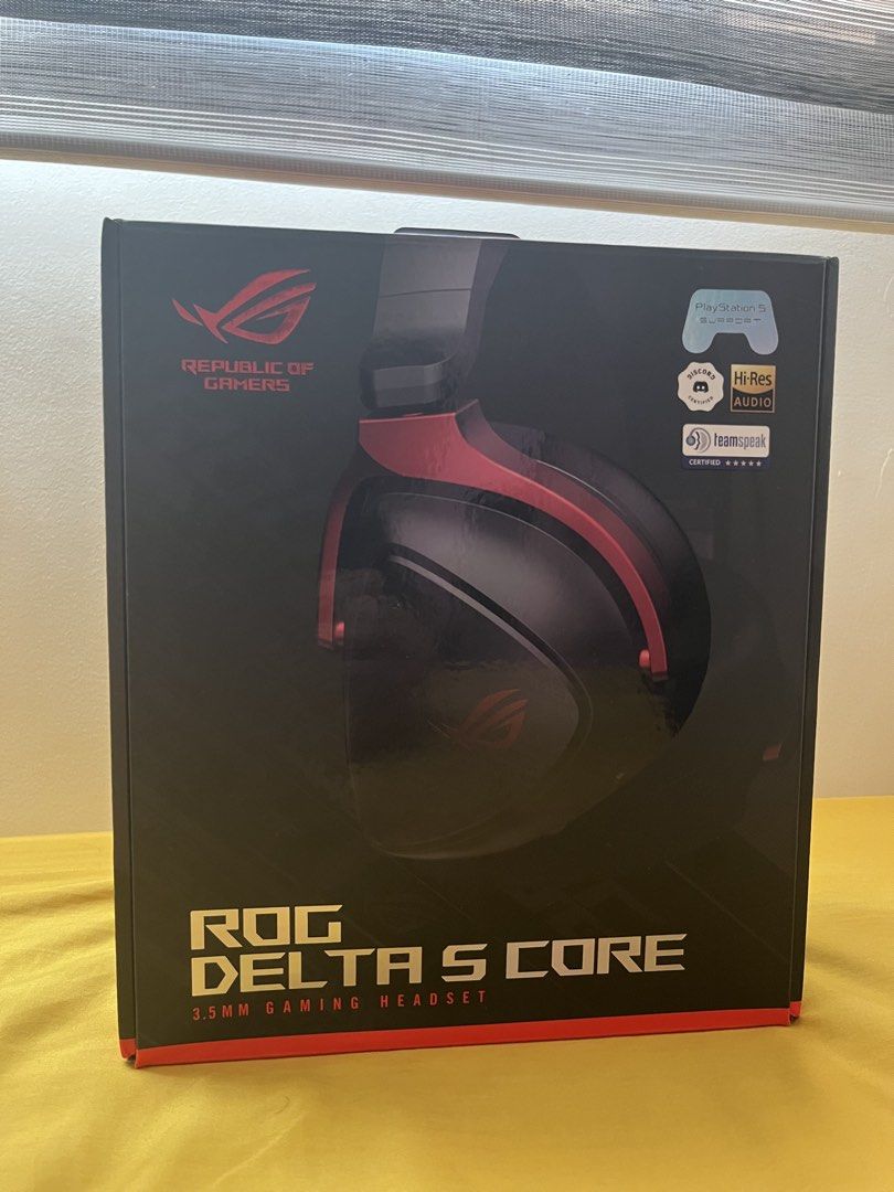 ASUS ROG Delta S Core Gaming Headset (Category: Headphones & Headsets) located in Quezon City. Submitted by sebera (Listing ID 1465098873, Image 1). Description: - Model: ASUS ROG Delta S Core 3.5mm Gaming Headset - Audio: -Res audio drivers for immersive sound - Microphone: Discord and TeamSpeak certified boom mic - Compatibility: PC, Mac, PlayStation, Nintendo Switch, Xbox, and mobile - Extras: Includes ROG Hybrid fabric cushions, 100% protein 