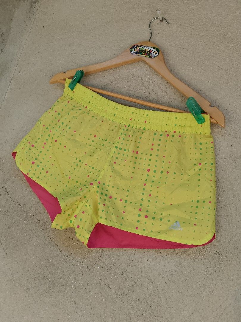 AUTHENTIC! " ADIDAS (reversible) WOMEN " (Category: Activewear) located in Danao, Cebu. Submitted by azaiahnere02 (Listing ID 1465049435, Image 2). Description: details are in first photo ‎measurements through tape measure ‎pm/dm for other details,issues or transactions ‎negotiable! 👊😁.
