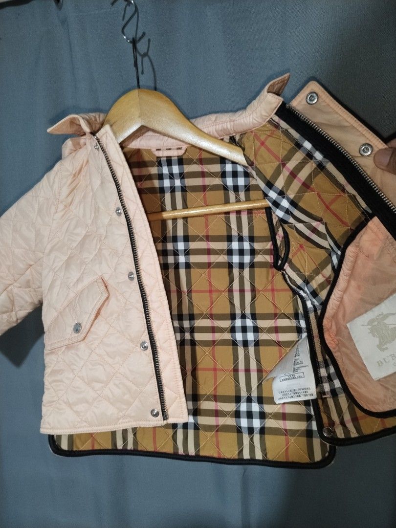 Authentic Burberry Quilted Jacket for 1-3 yrs old (Category: Babies & Kids Fashion) located in Taytay. Submitted by the_vtg_pop-up (Listing ID 1465139297, Image 3). Description: .