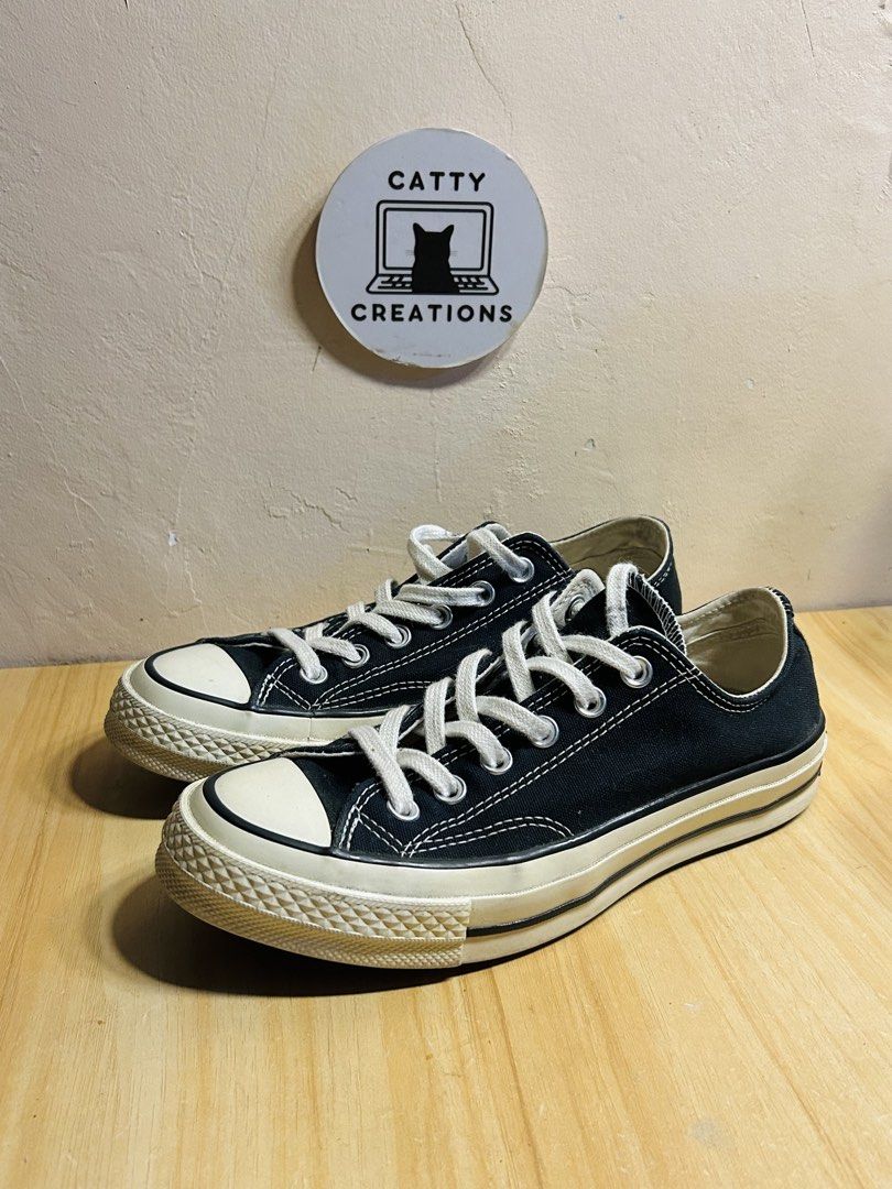 Authentic Converse Chuck 70’s Unisex (Category: Sneakers) located in Manila. Submitted by cattycreations (Listing ID 1465050868, Image 1). Description: Authentic Chuck 70’s Unisex Size Mens: 5 Womens: 7 UK: 5 Eur: 37.5 Cm: 24cm Mm: 240 Shipping thru J&T Add SF: Metro Manila 120 Provincial area 180.