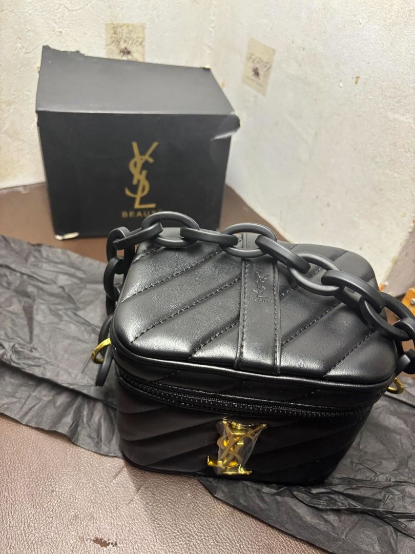 [AUTHENTIC] YSL Beauté VIP Vanity Case | Black Quilted (Category: Luxury Bags & Wallets) located in Bacoor. Submitted by fafofa (Listing ID 1465103643, Image 3). Description: Yves Saint Laurent Beauté VIP Vanity Case / GWP bag in black PU leather, featuring chevron quilting, a prominent gold-tone YSL Cassandre logo, and a detachable chunky black chain strap. • YSL Beauté VIP Vanity Case • Black quilted PU leather • Gold-tone YSL Cassandre logo • 