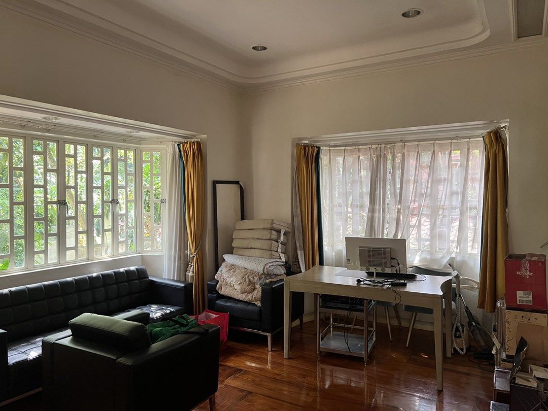 Ayala Heights Quezon City (Category: House & Lot) located in Taguig. Submitted by brokerhanstaneo_09178038728 (Listing ID 1465108437, Image 2). Description: Lot 712 Sqm Floor area 700 sqm 2 story residential , Built 1998 5 room with T&B, 4 car carage , Price 210m.