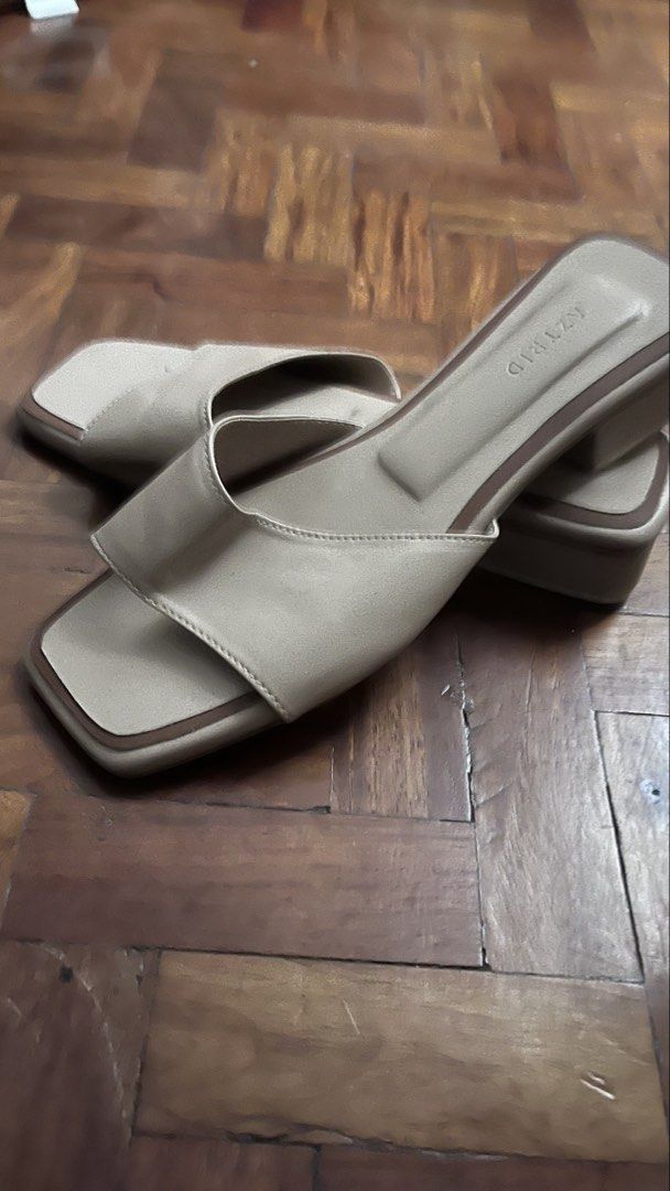 Aztrid Beige Heels size 8 (Category: Heels) located in Caloocan City. Submitted by julianamil71490 (Listing ID 1464973503, Image 1). Description: Used only once or twice.