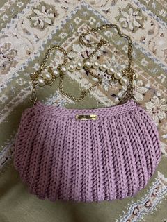 (Category: ) located in . Submitted by ai.thrift (Listing ID 1465102951, Image 1). Description: .