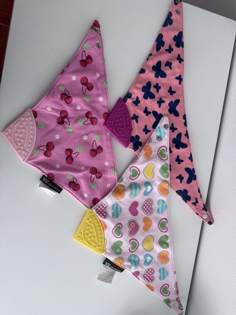 Baby Girl Bib (Category: Babies & Kids Fashion) located in Quezon City. Submitted by klengkerz (Listing ID 1465105582, Image 1). Description: Take All 3pcs.