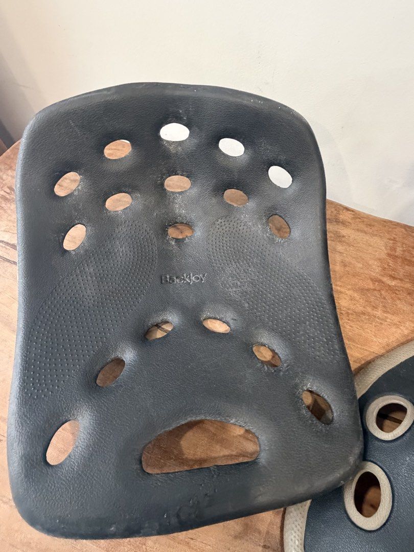 Back Joy lumbar Support (Category: Everything Else Others) located in Manila. Submitted by tipanty2977 (Listing ID 1465000435, Image 2). Description: .