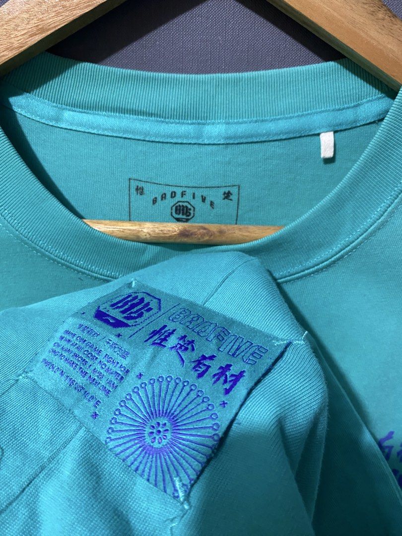 BADFIVE SHIRT (Category: Tshirts & Polo Shirts ) located in Angeles City. Submitted by tianthrifts_ (Listing ID 1465043312, Image 3). Description: WTS! BADFIVE SHIRT LARGE WIDTH: 23 LENGTH: 29 COLOR RATE: 9.8/10 CONDITION: 9.8/10 350.