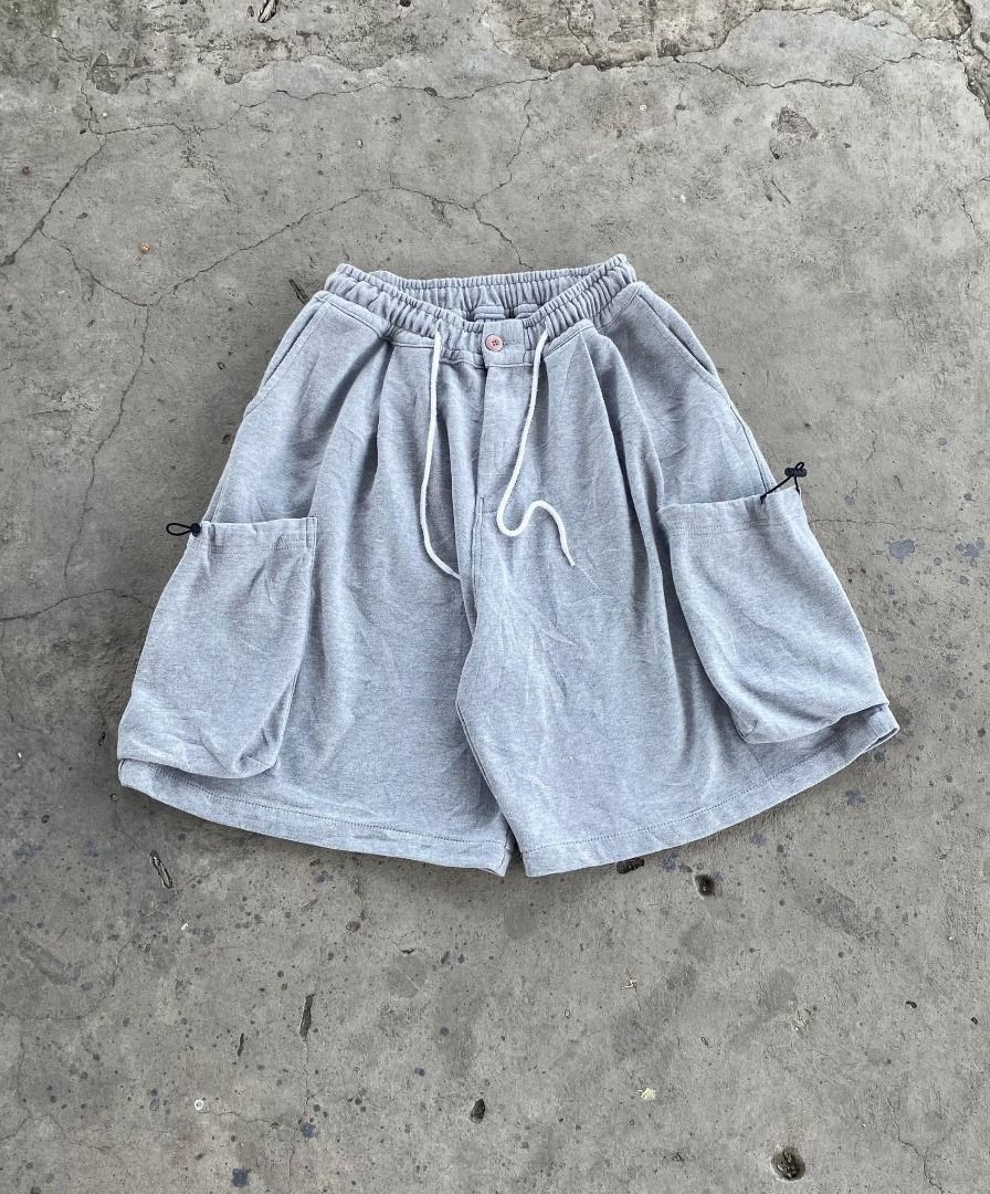 BAGGY CARGO SWEATSHORT (Category: Shorts) located in San Jose. Submitted by 1cemanjah (Listing ID 1464987119, Image 2). Description: OTHERFIT GRAY BIG POCKETS BAGGY CARGO SWEATSHORTS Waist: Freesize Length: 22 Thigh: 17 Leg opening: 15 - no issues - thick and heavy fabric - insane fittings - big pockets - made in korea - must have.