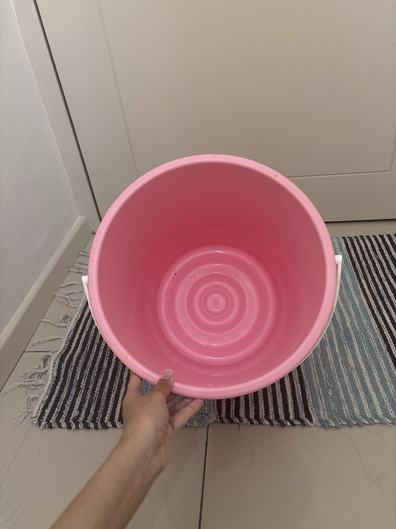 Baldi (Category: Water Bottles & Tumblers) located in Seri Kembangan. Submitted by wnrwani (Listing ID 1465014659, Image 3). Description: anything to ask kindly pm me 🤍.